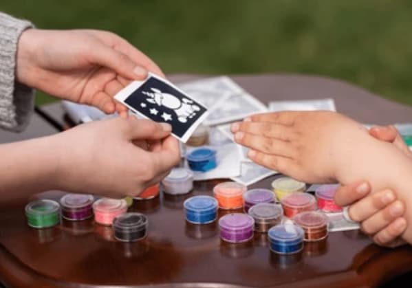 Glitter Tattoos thumbnail 2